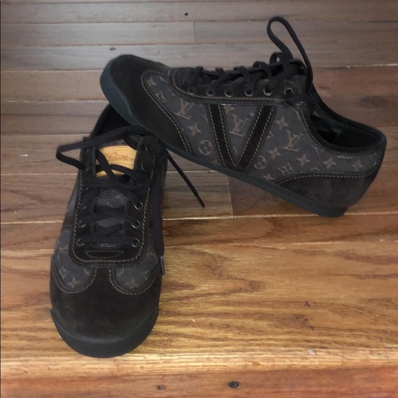 Louis Vuitton Sneaker 👟 - Picture 2 of 8